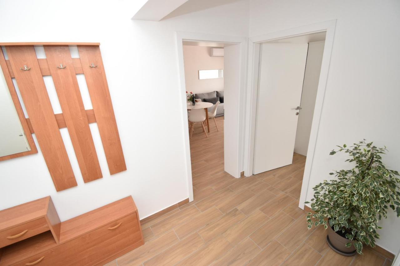 Apartments Ivan Задар Екстериор снимка